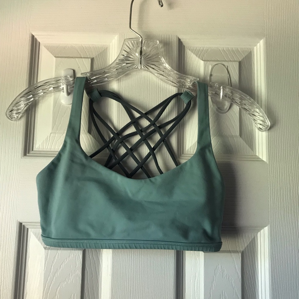 Green Lululemon sports bra. Size 4